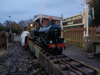 5" LNER B1 waiting in the station